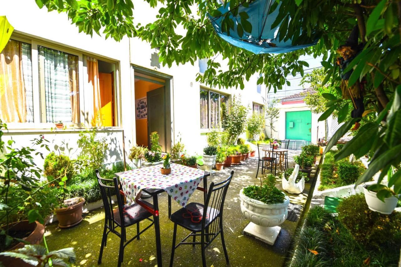 Lovely Apartment W/ Ac + Bath. + Kitchen + Parking And Garden Shkodër エクステリア 写真
